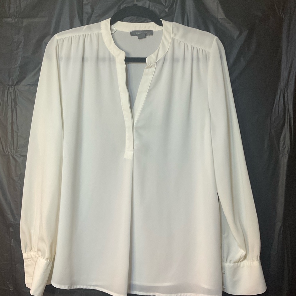 Casual White Long-Sleeve Blouse